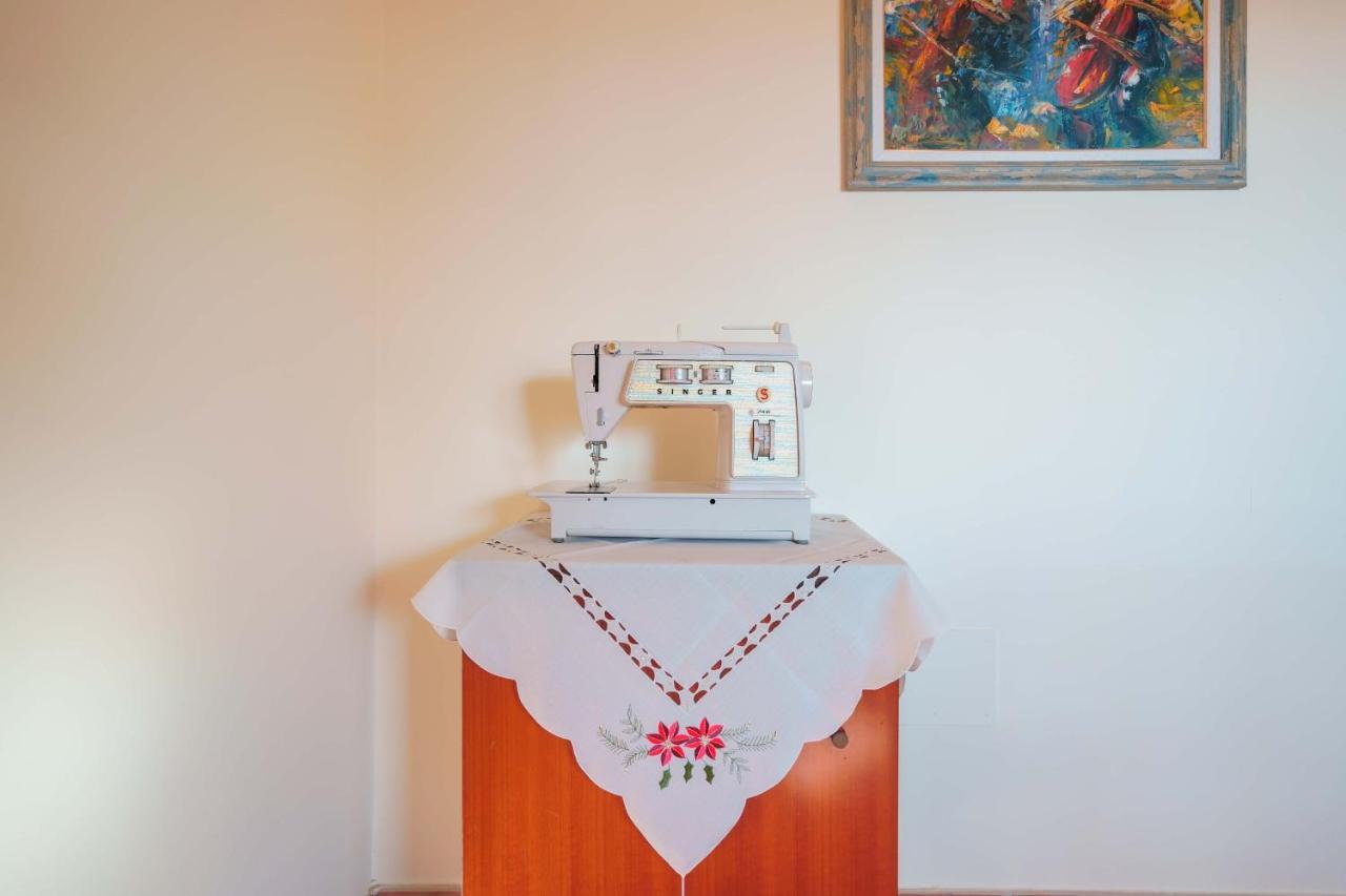 Bed And Breakfast Cairoli Exclusive Room San Pietro Vernotico Bagian luar foto
