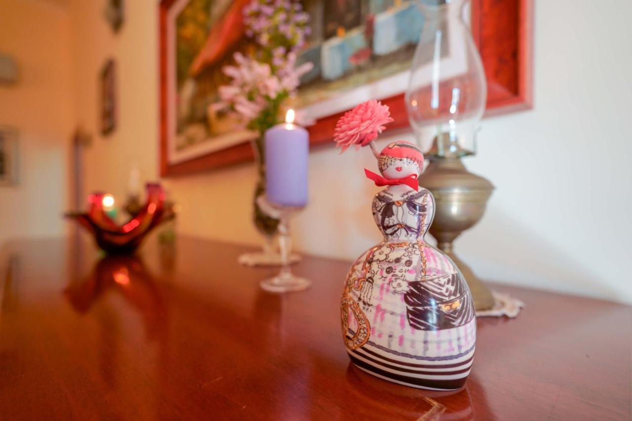 Bed And Breakfast Cairoli Exclusive Room San Pietro Vernotico Bagian luar foto