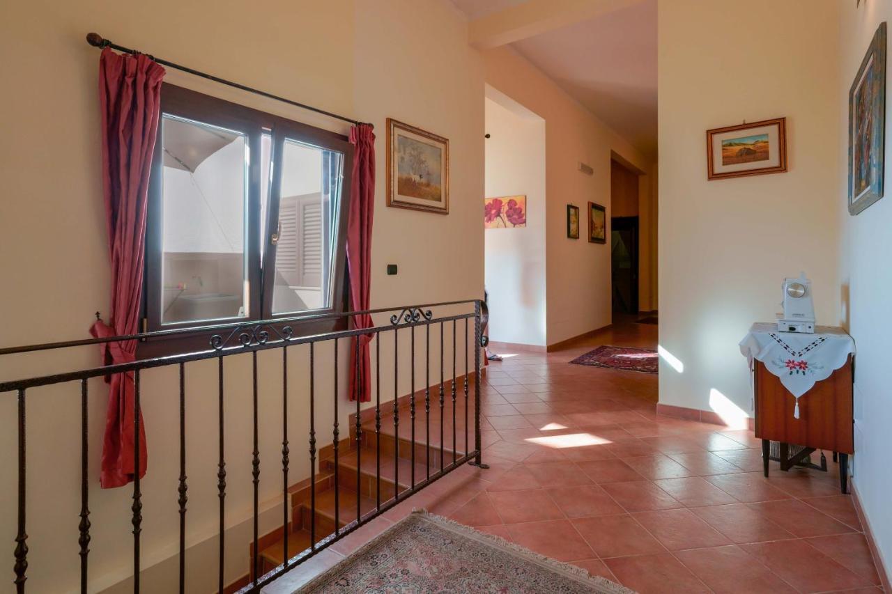 Bed And Breakfast Cairoli Exclusive Room San Pietro Vernotico Bagian luar foto